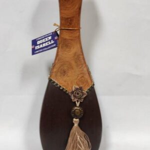 397.jpg váza polyresin-imitace dřeva 33 cm hranatá, zn QUEEN ISABELL