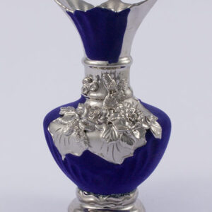 váza 23 cm MODRÝ samet + ruční stříbrné zdobení